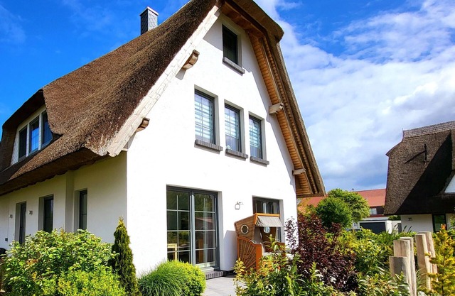 Fantastic vacation apartment near the beach with fireplace, quiet location