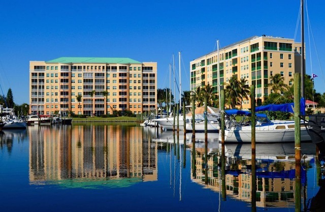 Fantastic views over looking Burnt Store Marina in Harbour Towers!