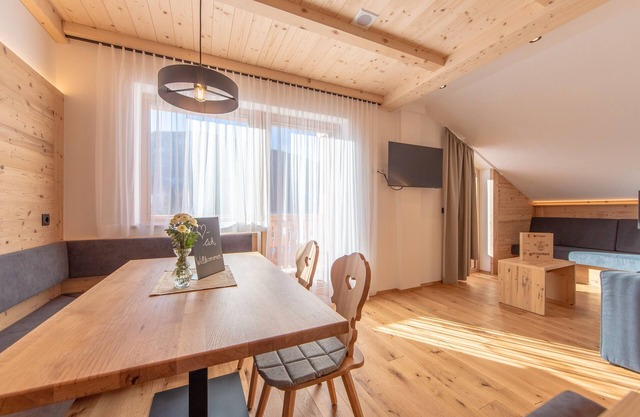 Farmhouse 'Metzgermayr Apt Dolomit' with Mountain View, Shared Garden and Wi-Fi