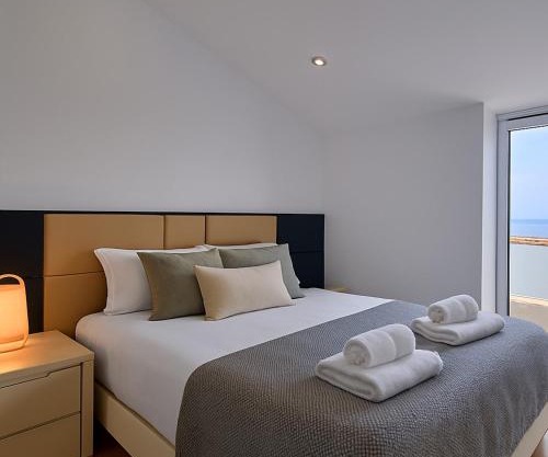 Faro de Corrubedo by Serendipia Turismo