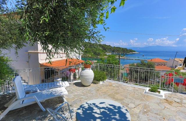 Faros Epta in Gaios with 1 bedrooms and 1 bathrooms