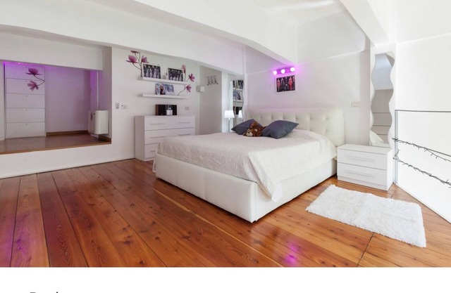 Fashion Loft near Colosseum