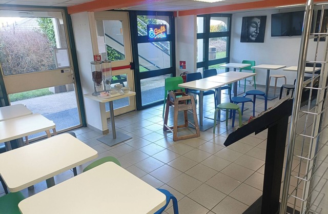 FASTHOTEL Reims Est - Taissy