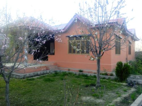 Fatah Kin Guest House