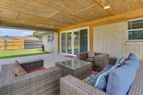 Fenced Yard Home Less Than 1 Mi to Mayor Pablo Peña Park