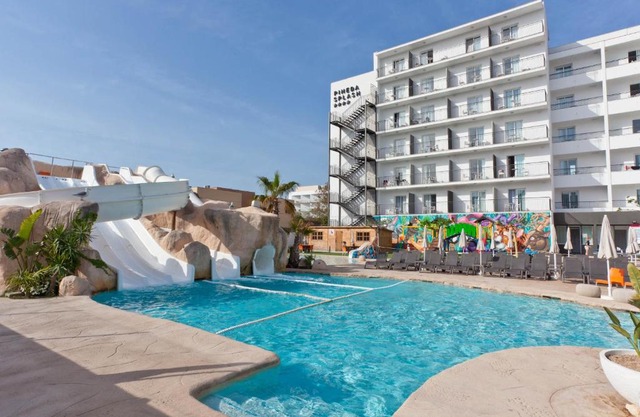 FERGUS Club Pineda Splash
