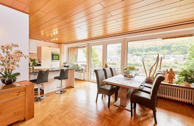 Ferienwohnung "Edeltrud Deluxe Moselblick"