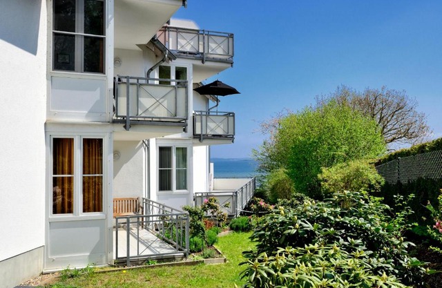 Ferienwohnung Hafenliebe, Villa Vilmblick mit Meerblick