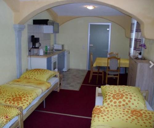 Ferienwohnung Monteurzimmer Bretnig WiFi Waschmaschine Parklpatz kostenlos