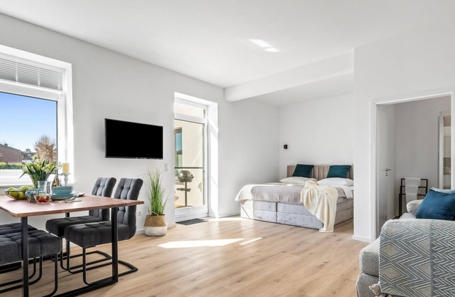 Ferienwohnung Strandzeit - Ostsee- und Strandnah, Modern, Terrasse, Duschbad