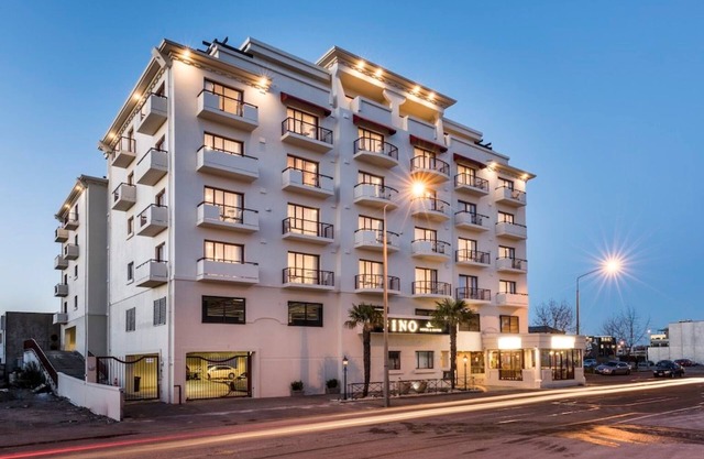 Fino Hotel and Suites