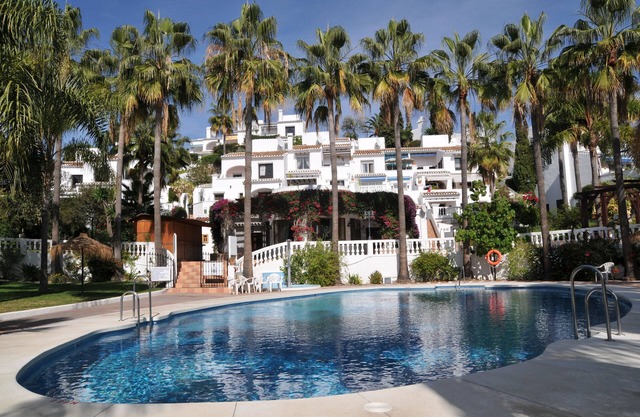 Fint Modernt 3 Sovrums Radhus i Nerja, Oasis de Capistrano