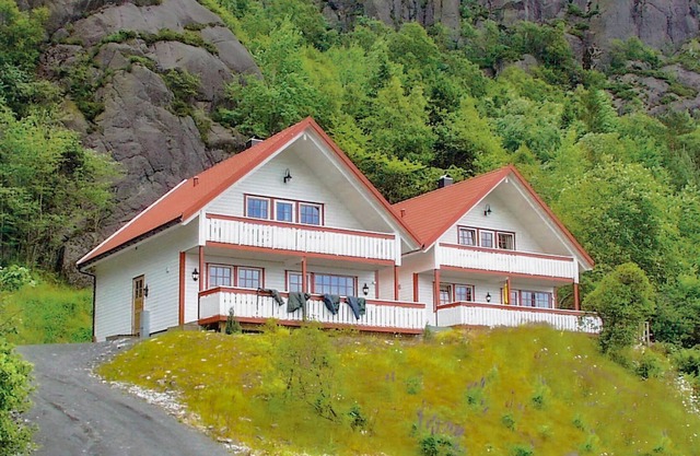 First class cottage on large, sunny nature plot.