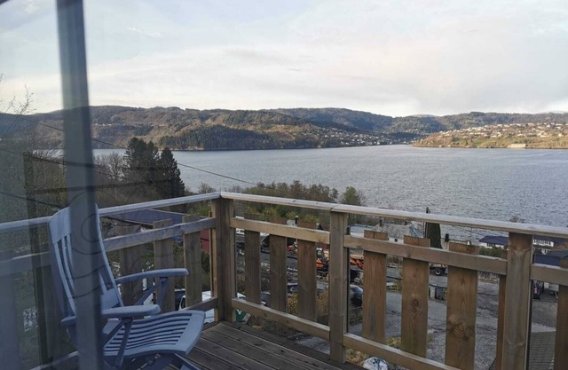 FjordView with Balcony Top Floor Apartment
