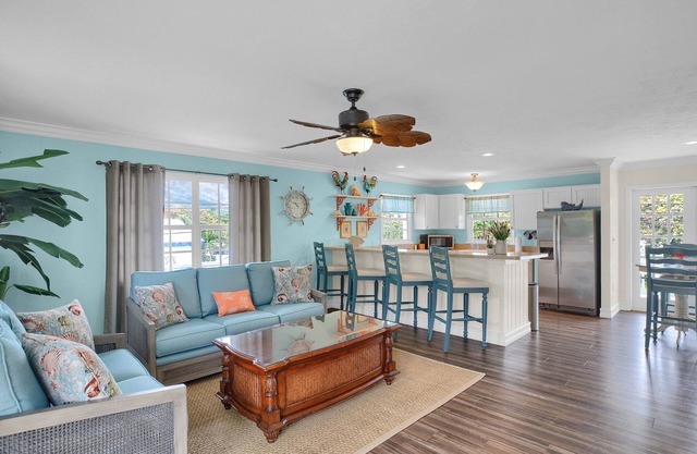 Flakey's B&B in the heart of Islamorada