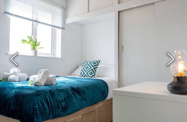 Flamingo short Let’s Neath Hill 4 Bed 4 Bath