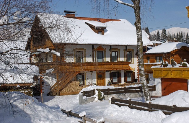 Flat Enzian - on the ski hill