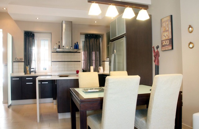 Flat facing the Mosque