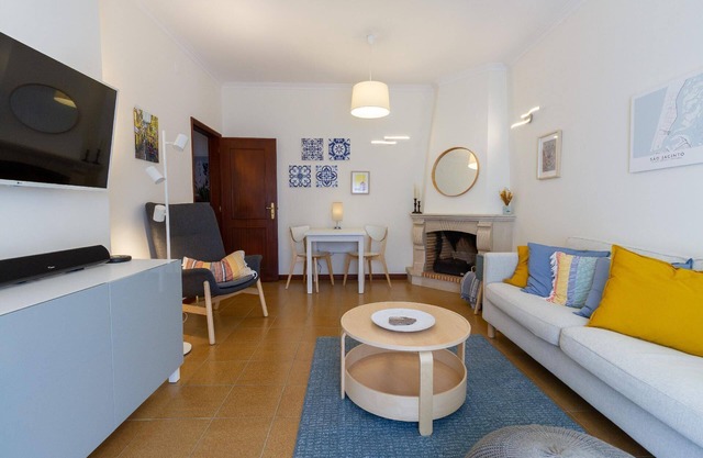 Flat w balcony, lagoon view, Sao Jacinto, Aveiro