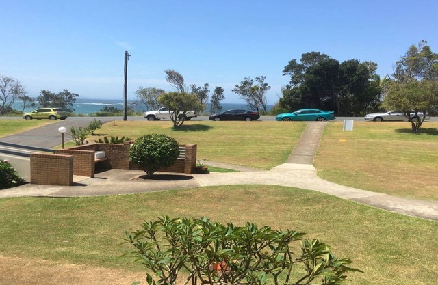 Flynns View 8: 2 BR, 1 BA Apartment in Port Macquarie, Sleeps 6