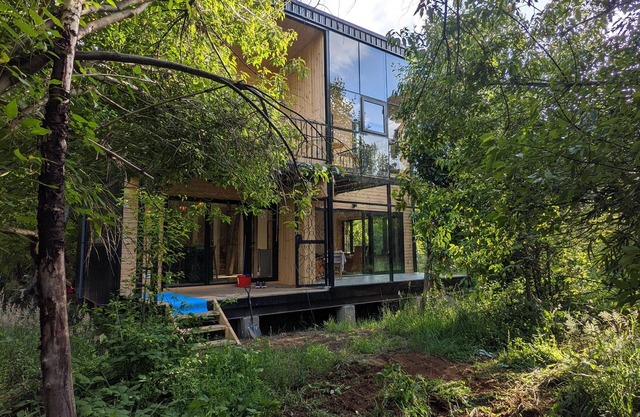 Forest dream house for remote work and rest