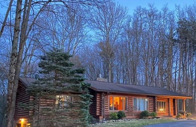 Forest Edge Cabin @ Cook Forest and Clear Creek