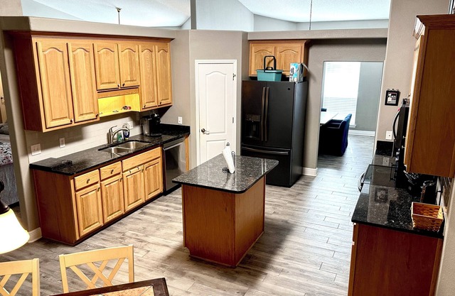 Forget your worries in this spacious and serene space with a beautiful lake view