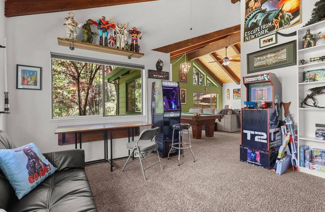 ¡Fort Bigfoot! A Geek's Paradise