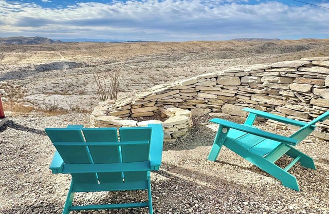 Fossil Knob Ridge -Sierra Vista: Ultra Modern