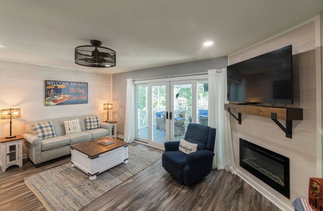 Four Bedroom Yacht Condo