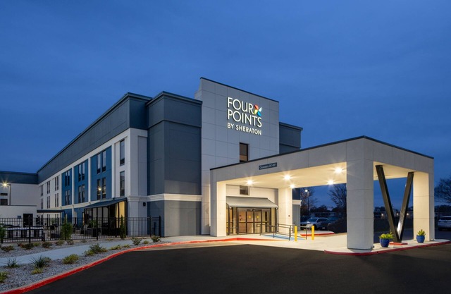 Four Points by Sheraton Alexandria