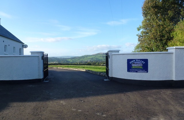 Foyle Cottage Fabulous views -Tyrone & Donegal -personalised service from owner