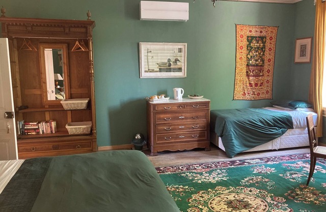 Bed & Breakfast with Pool & Garden