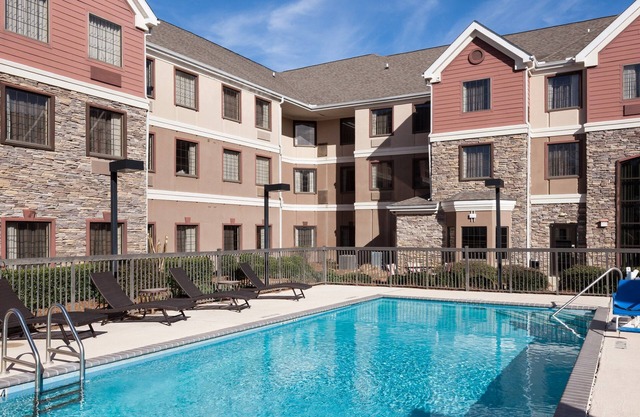 Free Breakfast. Outdoor Pool. Near IBM, Nissan, and Northpark Mall.