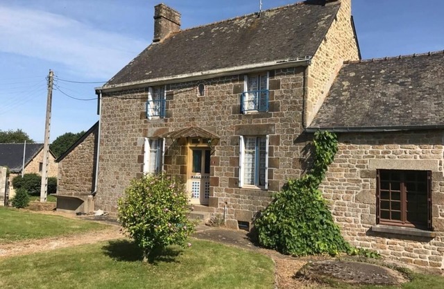 French Country House for Six - A Home for Your Next Holiday