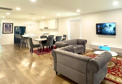 Fresh Built Spacious Retreat