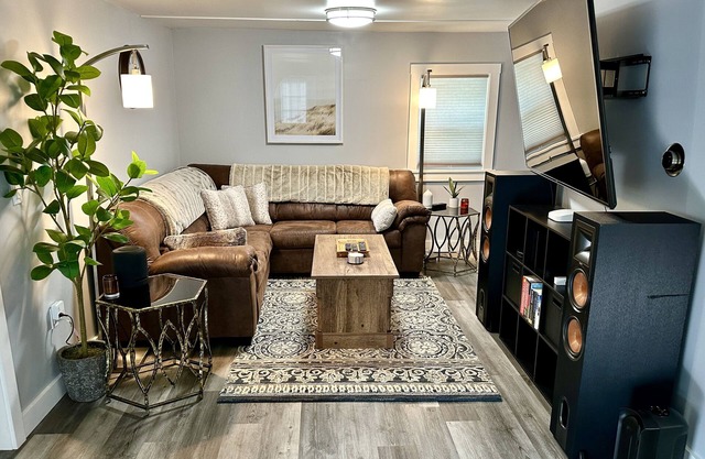 Freshly Renovated 2 Bed 1.5 Bath near Downtown Augusta
