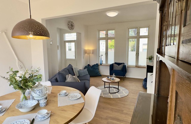 Friesenhus: 120qm, 6 Personen, Wunderschön und Zentral Gelegen in Jever