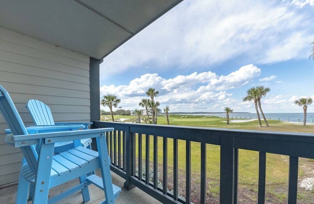 Fripp Island Ocean Front, Walk to the Beach, Private Pool - Tidewater Shoals
