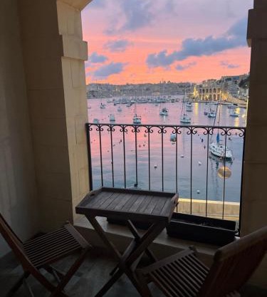 Front Row Seafront House with Dreamy Valletta and Harbour Sunset Views