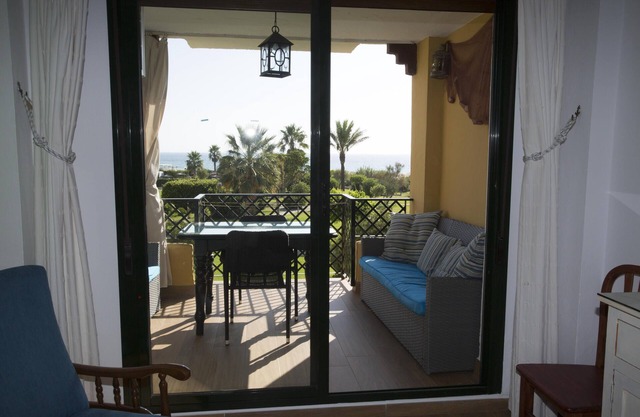 FRONTAL IN 1ST LINE BEACH 128m²