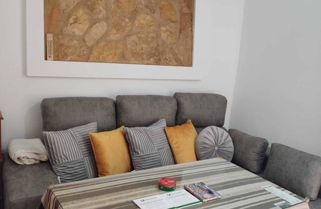 Full House Cave Rental