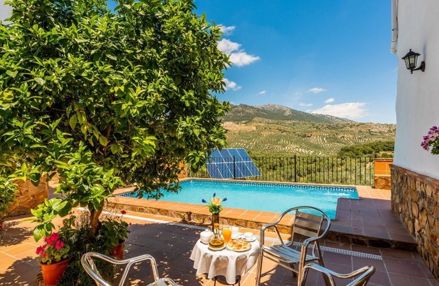 Fuente de la Gitana Rute by Ruralidays