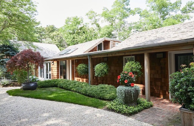 Full-Service Beach House Set in Amagansett Dunes