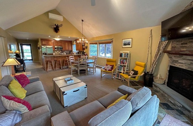 FV27 Luxurious Mt Washington Hotel golf course home