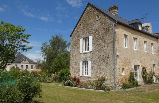 Gîte de la Charreterie between sea and countryside