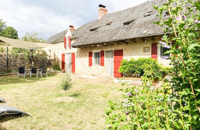 Gîte de Négele - CUZANCE