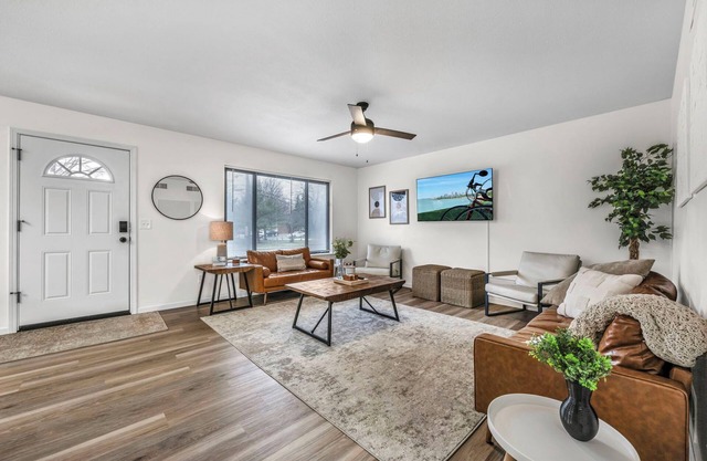 Game Room.Grill.Patio - Spacious 5BR Getaway!