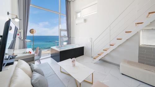 Gangneung Pension G7 Spa Pension