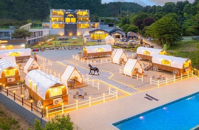 Gapyeong JH Poolvilla & Glamping